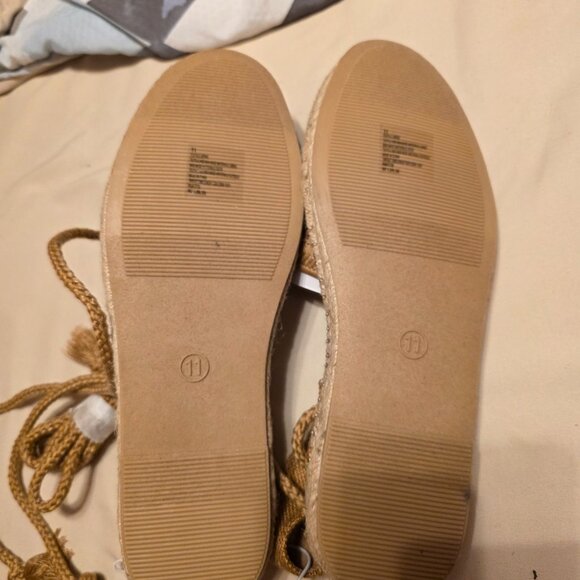 Womens A NEW DAY SANDLES - Picture 5 of 5